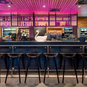 moxy-london-stratford.brighton-hotels-england.com/