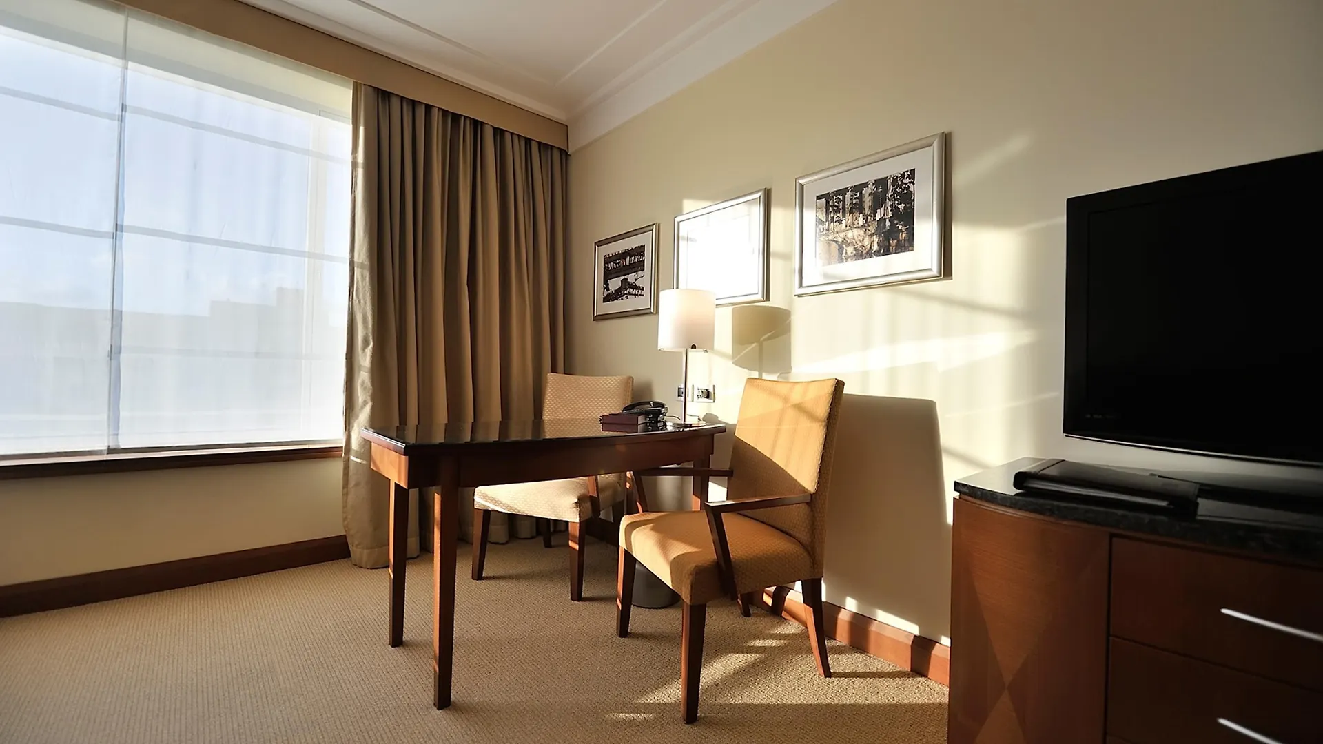 Regent Warsaw Hotel 5*,